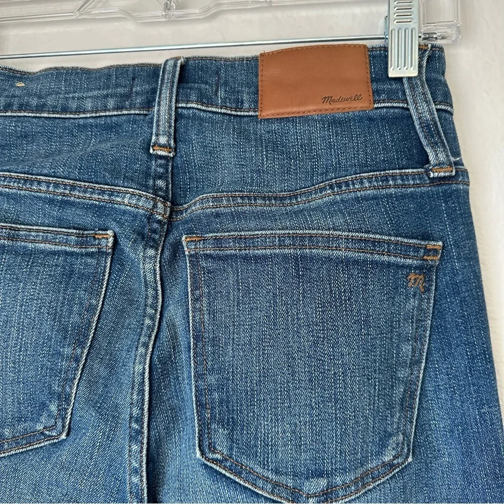 Madewell Slim Straight Jeans: Distressed Button-Front Edition Wellmoor Size‎ 24